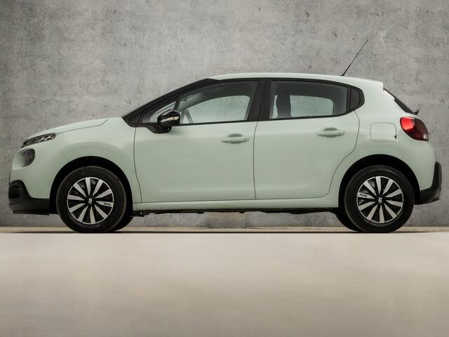 Citroen C3 1.2 PureTech Sport (APPLE CARPLAY, GROOT NAVI, CRUISE, SPORTSTOELEN, LANE ASSIST, NIEUWE APK, NIEUWSTAAT)
