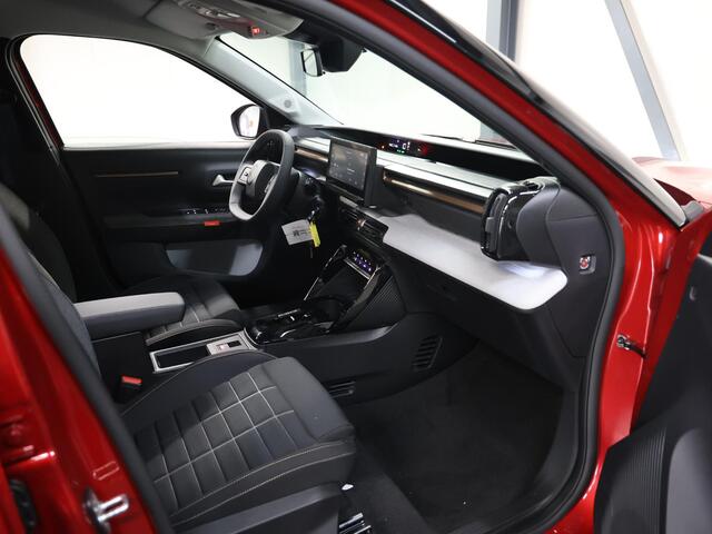 Citroen C3 Ë-C3 Aircross Plus 113pk Extended Range 54 kWh | AppleCarPlay/AndroidAuto | Camera | Comfortstoelen | CruiseControl | ClimateControl | Privacy Glass |