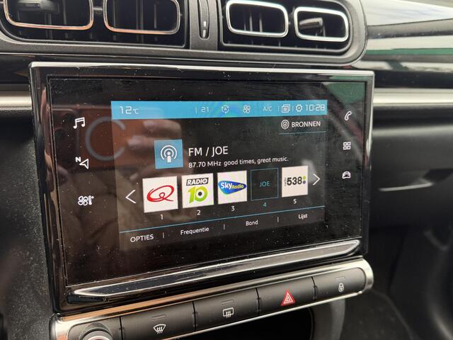 Citroen C3 1.2 PureTech Shine AUTOMAAT |NAVIGATIE |CAMERA |AIRCO/ECC |CRUISECONTROL |PARKEERSENSOREN