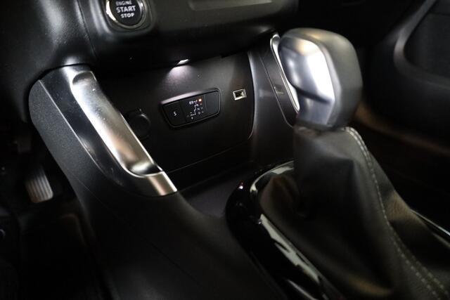 Citroen C3 Aircross PT 130 Shine Automaat-6 Keyless | 17"| Leer | Sensoren v+a | Camera