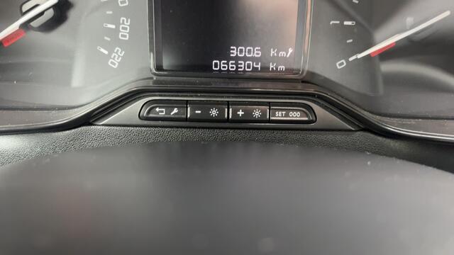 Citroen C3 1.2 PT Feel ,Navi,Cruise, PDC,