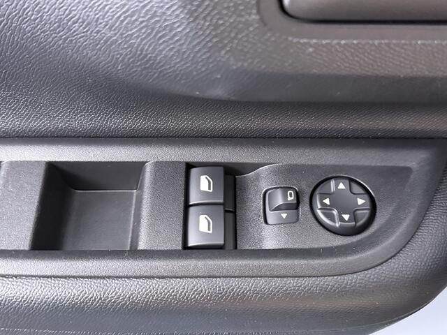 Citroen C3 Ë-C3 You 113pk 44 kWh WLTP actieradius: ± 320 km Laadtijd DC van 20% tot 80% in 00:26 WORDT VERWACHT Locatie Mazda RIJEN Adres: Parallelweg 49, 5121 LD Rijen