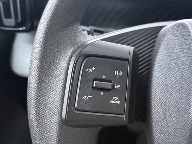 Citroen C3 Ë-C3 You 113pk 44 kWh WLTP actieradius: ± 320 km Laadtijd DC van 20% tot 80% in 00:26 WORDT VERWACHT Locatie Mazda RIJEN Adres: Parallelweg 49, 5121 LD Rijen