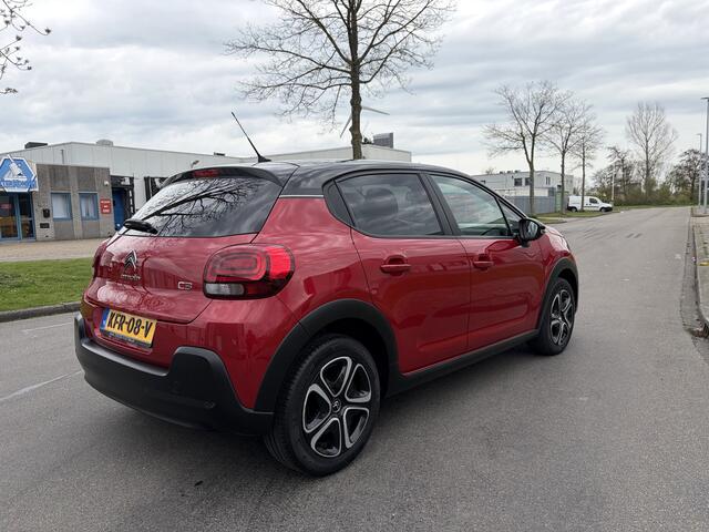 Citroen C3 1.2i PureTech Business 85 PK. Nieuwe auto met slechts 33.000 KM !!!