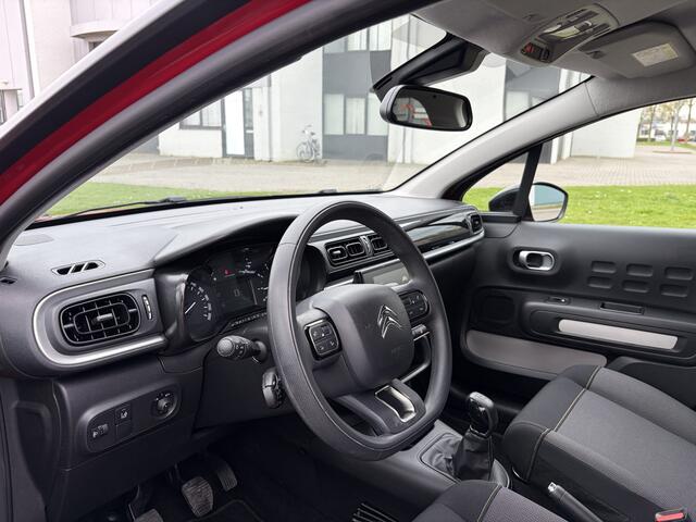 Citroen C3 1.2i PureTech Business 85 PK. Nieuwe auto met slechts 33.000 KM !!!