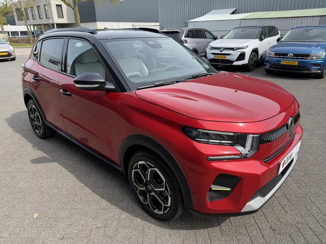 Citroen C3 100pk Max (Camera - LED - Automatische Airco - Navigatie - Parkeersensoren - Draadloos laden - Apple Carplay)