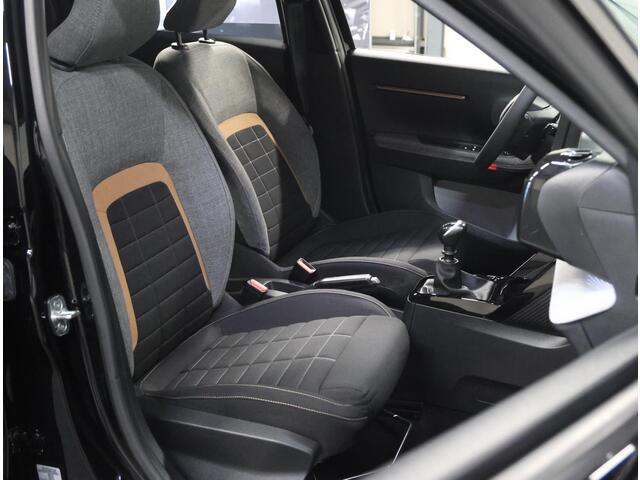 Citroen C3 Aircross 1.2 Turbo 100PK Plus | 1ste eigenaar | AppleCarPlay/AndroidAuto | Camera | Cruise Control | Climate Control | DAB Radio | LED | Isofix | Privacy Glass | Parkeersensoren |