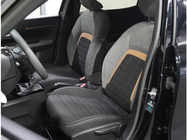 Citroen C3 Aircross 1.2 Turbo 100PK Plus | 1ste eigenaar | AppleCarPlay/AndroidAuto | Camera | Cruise Control | Climate Control | DAB Radio | LED | Isofix | Privacy Glass | Parkeersensoren |