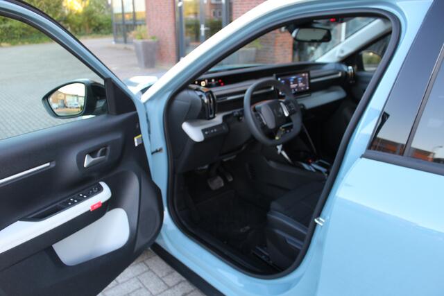 Citroen C3 1.2 Hybrid 110pk Automaat Max Navi-Camera-Carplay-Led verlichting 4800 KM !!