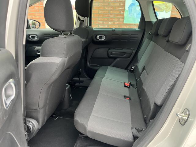 Citroen C3 Aircross PureTech 110 S&S Shine Automaat | Schuifdak | Carplay/android Auto | Sensoren voor + achter | Cruise Control | Camera achter |