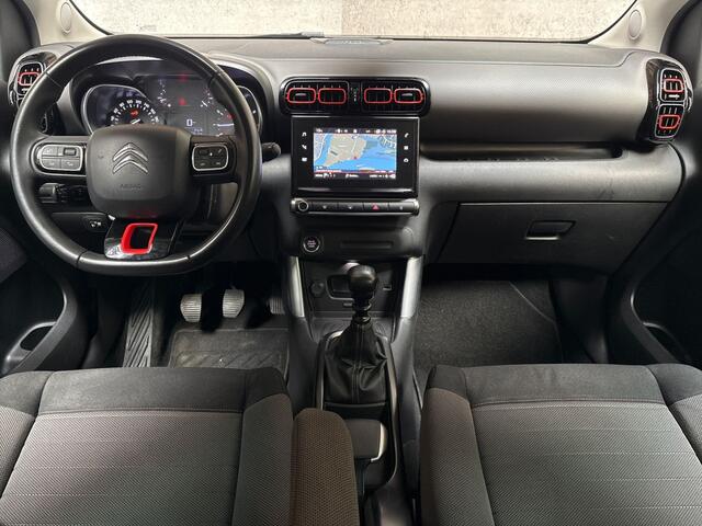 Citroen C3 Aircross 1.2 PureTech S&S Shine (APPLE CARPLAY, GROOT NAVI, 360 CAMERA, TREKHAAK, SPORTSTOELEN, GETINT GLAS, CRUISE, NIEUWSTAAT)