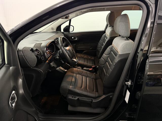 Citroen C3 Aircross 1.2 PureTech Shine Camera, Navi, Half leder, Keyless start, Rijstrook correctie, Cruise control, Apple carplay, Lichtmetalen velgen