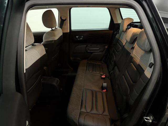 Citroen C3 Aircross 1.2 PureTech Shine Camera, Navi, Half leder, Keyless start, Rijstrook correctie, Cruise control, Apple carplay, Lichtmetalen velgen