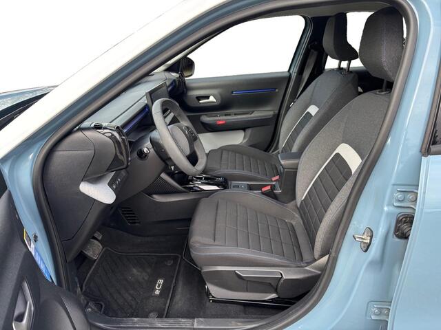 Citroen C3 Ë-C3 Plus 44kWh 113pk | 8 JAAR GARANTIE! | VERHOOGDE INSTAP | APPLE CARPLAY / ANDROID AUTO | TWO-TONE! | AIRCO | CRUISE CONTROL | ISOFIX | COMFORT RANGE |