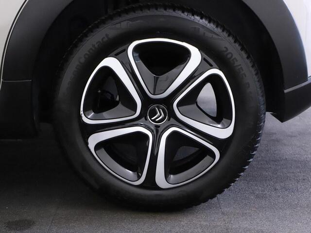 Citroen C3 1.2 PureTech C-Series Nav/Ecc/CarPlay/Led /Cruise/4S banden