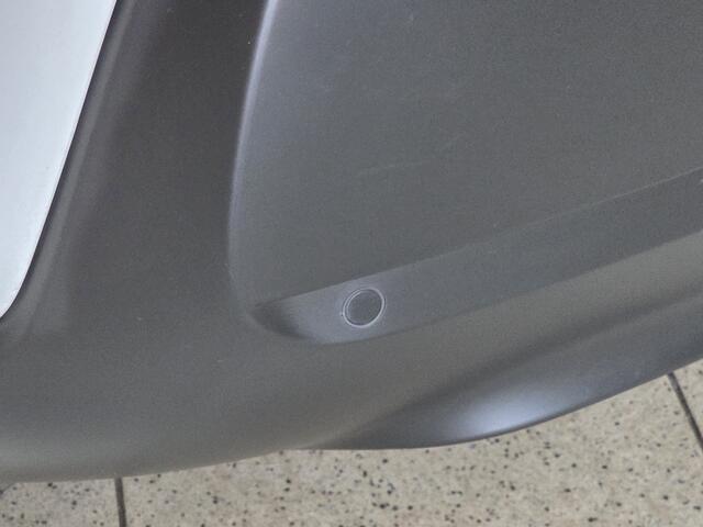 Citroen C3 1.2 PureTech S&S Feel/ D-Riem Verv. 119.000KM!/ Apple + Android/ Navi/ Clima/ Lane-Assist./ Cruise/ Elek. pakket/ Isofix/ Bluetooth/ Multi. Stuur/ Mistl./ PDC/ LED Dagrijverl.