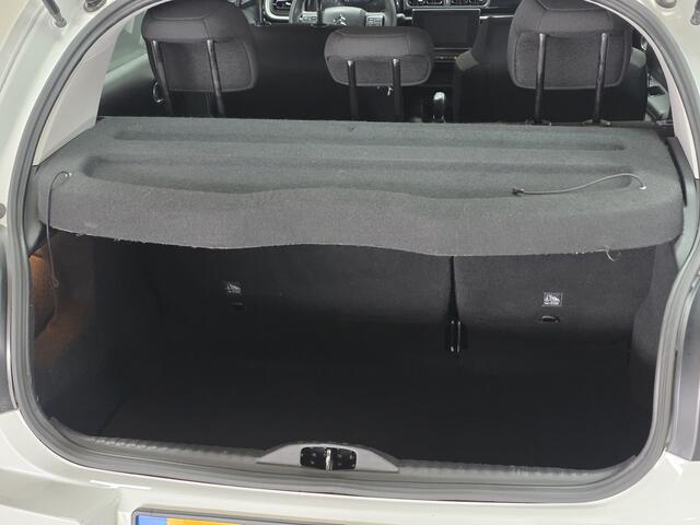 Citroen C3 1.2 PureTech S&S Feel/ D-Riem Verv. 119.000KM!/ Apple + Android/ Navi/ Clima/ Lane-Assist./ Cruise/ Elek. pakket/ Isofix/ Bluetooth/ Multi. Stuur/ Mistl./ PDC/ LED Dagrijverl.