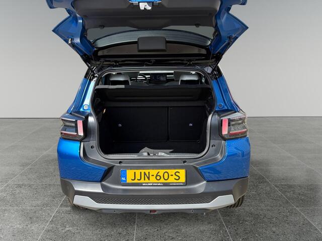 Citroen C3 Max 1.2 Hybrid 110pk | 8 JAAR GARANTIE! | TWO-TONE | NAVI | CAMERA | CAMERA | APPLE CARPLAY / ANDROID AUTO | CLIMA | CRUISE CONTROL | DAB+ |