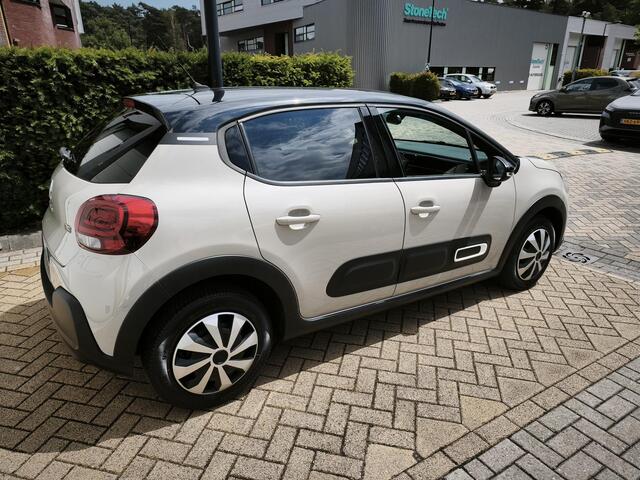 Citroen C3 1.2 PureTech Shine Airco Navi-Carplay Stoelverwarming Cruise-Control Led Bi-Tone