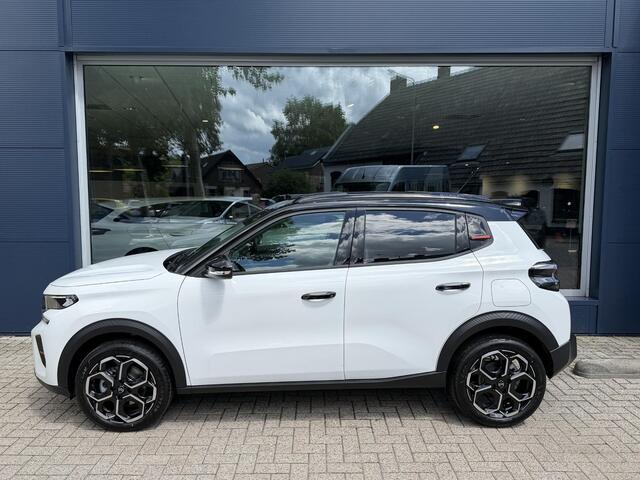 Citroen C3 1.2 Hybrid 110 PK Max | Automaat | Nieuwe Auto | Tot 8 Jaar Garantie | Advanced Comfort Stoelen | Navigatie | Full LED Verlichting | Navigatie | Camera | Hoge Zitpositie | Parkeersensoren | Hybride Rijden Zonder Stekker | Two-Tone | Lichtmetalen Velgen |