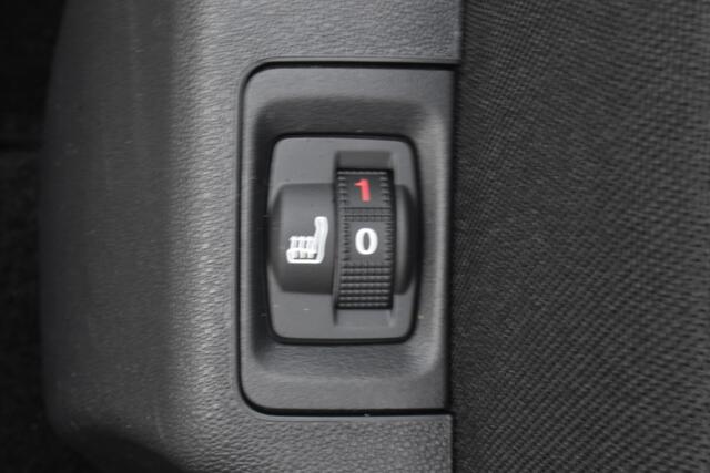 Citroen C3 PureTech 82 Feel Carplay | Airco | Parkeerhulp | 4 seizoenenbanden | Stoelverwarming |