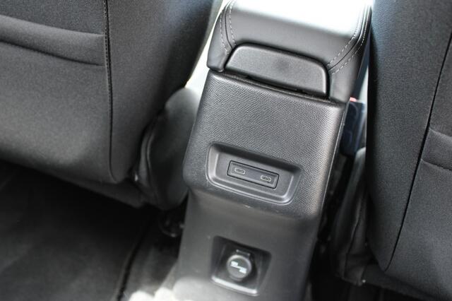Citroen C3 Aircross 1.2 Hyb 145pk Plus