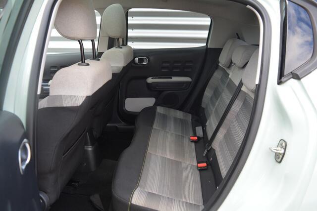 Citroen C3 1.2 PureTech Shine Navi/Pano/Camera/Org.NL