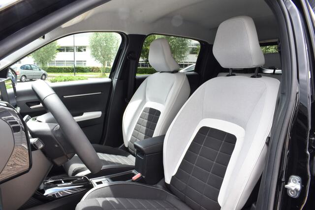 Citroen C3 Ë-C3 Max 113pk 44 kWh Boordlader | Navigatie | Airco | Camera achter |