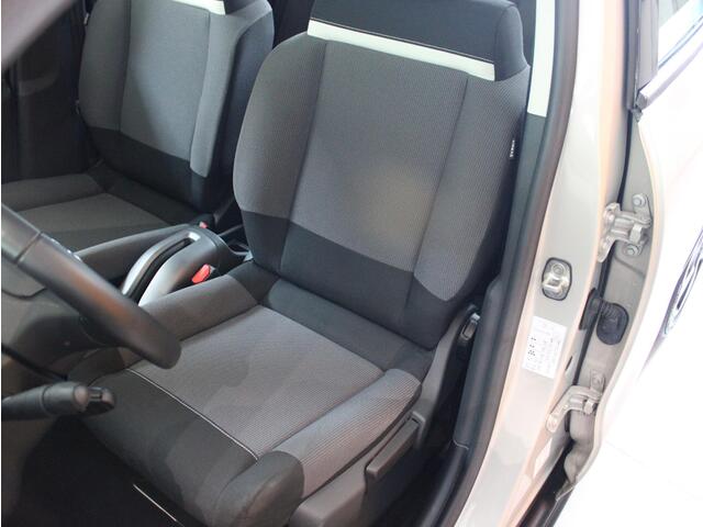 Citroen C3 Aircross 1.2 PT 110 AUTOMAAT FEEL NAVI/TREKHAAK/DAKRAILS