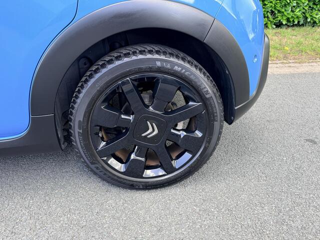Citroen C3 1.2 PureTech 110PK AutomaatoNavioKeyless