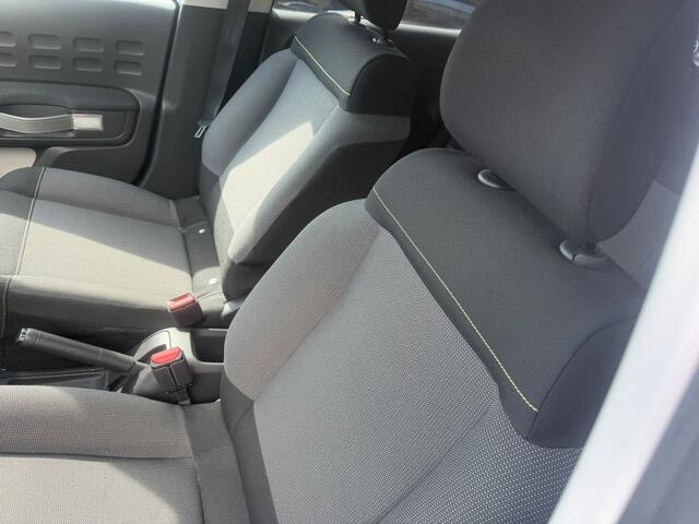 Citroen C3 BWJ 2017 | 1.2PT 82PK Shine NW MODEL | NW DISTRIBUTIE | CAMERA A | CLIMA | NAVI | | LMV | CRUISE | TWO TONE |