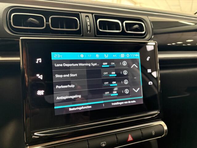 Citroen C3 1.2 110 Max Navigatie PDC camera Airco Cruise LM