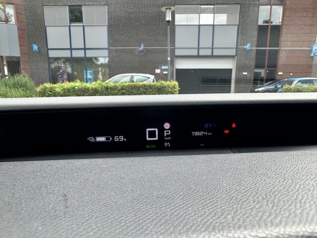 Citroen C3 Ë-C3 Max 113pk 44 kWh Airco/Camera/Navigatie/Cruise/Apple CarPlay/Android auto Eurorepar
