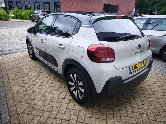 Citroen C3 1.2 PureTech Shine Apple CarPlay & Android Auto | Stoelverwarming | Bi-Tone