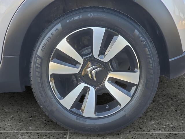 Citroen C3 C-Series 1.2 83pk S&S | TWO-TONE! | NAVI | CLIMA | PARKEERHULP | LM-VELGEN | CRUISE CONTROL | DAB+ | LED |