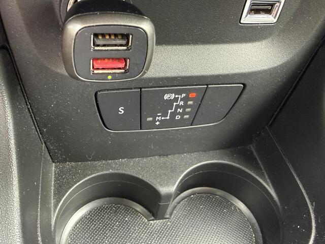Citroen C3 1.2 PureTech Shine ALL-INRIJKLAARPRIJS/Navi/Camera/Duo-Tone/Apple Carplay