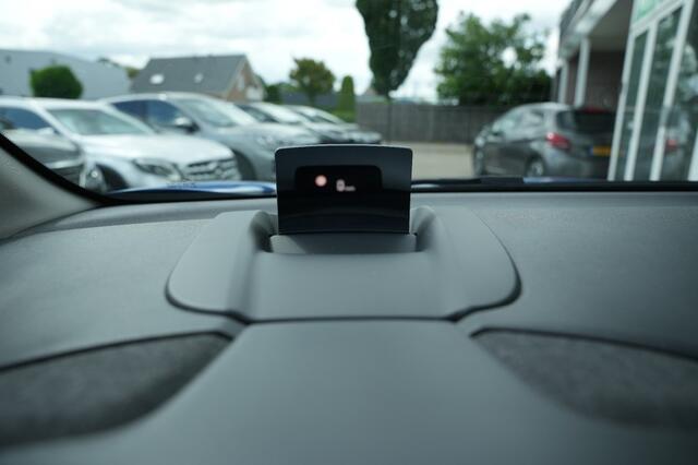 Citroen C3 1.2 PT SenS SHINE, Stoelen, headup, navi, Carplay