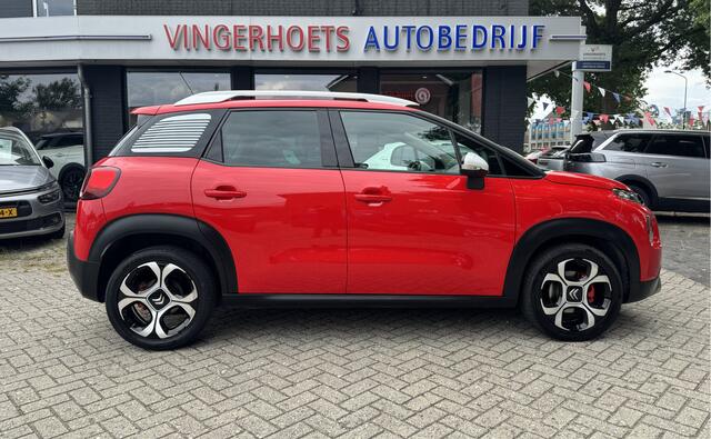 Citroen C3 Aircross 1.2 110pk S&S Shine **mooie uitvoering in helder rood**