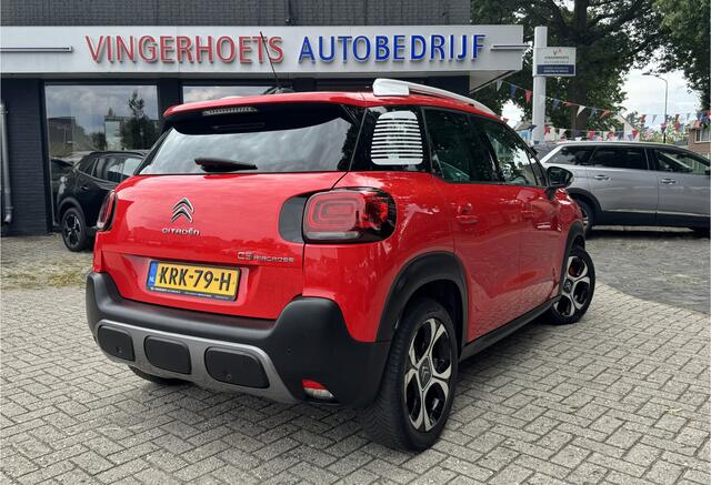 Citroen C3 Aircross 1.2 110pk S&S Shine **mooie uitvoering in helder rood**