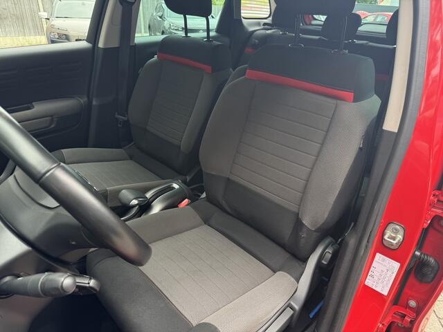 Citroen C3 Aircross 1.2 110pk S&S Shine **mooie uitvoering in helder rood**