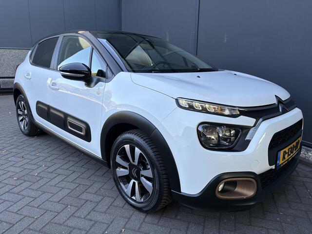 Citroen C3 1.2 PureTech C-Series Airco - Apple carplay - Bluetooth - Cruise control - Licht metalen velgen 16 inch - Navigatiesysteem - Radio - Stuur multifunctioneel - Led verlichting - Mistlampen - Start/stop systeem - Elektrische ramen - Extra getint glas achter