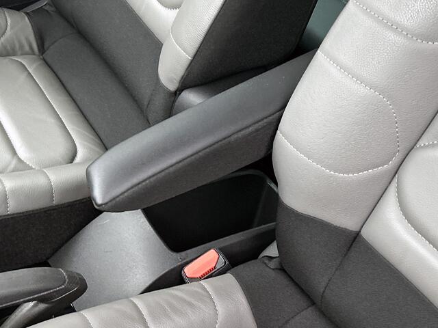 Citroen C3 Aircross 130 PK automaat Shine | Rijklaar | Camera achter | Leer | stoelverwarming |