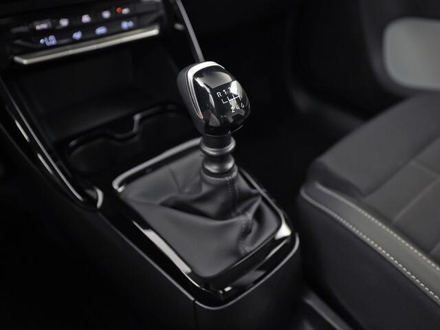 Citroen C3 1.2 Turbo 100pk Max (NIEUW MODEL, APPLE CARPLAY, GROOT NAVI, CAMERA, TREKHAAK, SPORTSTOELEN, GETINT GLAS, CRUISE, LANE ASSIST, NIEUWSTAAT)