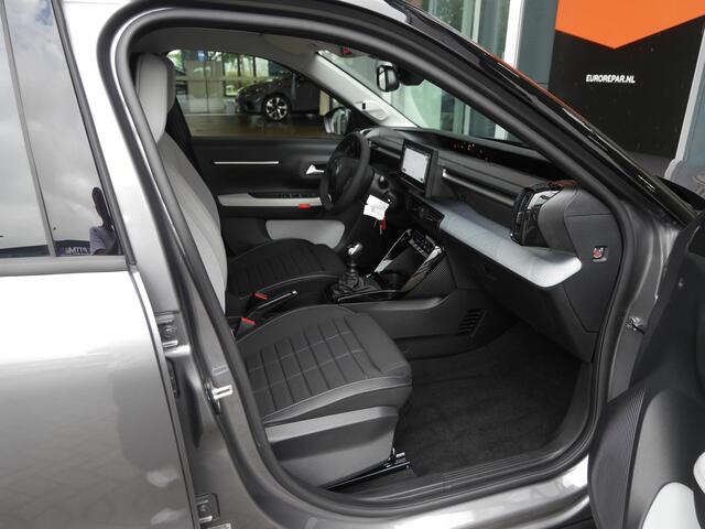 Citroen C3 1.2 Turbo 100pk Max | Uit voorraad leverbaar | Zwart dak | Stoelverwarming | Stuurverwarming | Camera | Lichtmetalen velgen | Apple Carplay