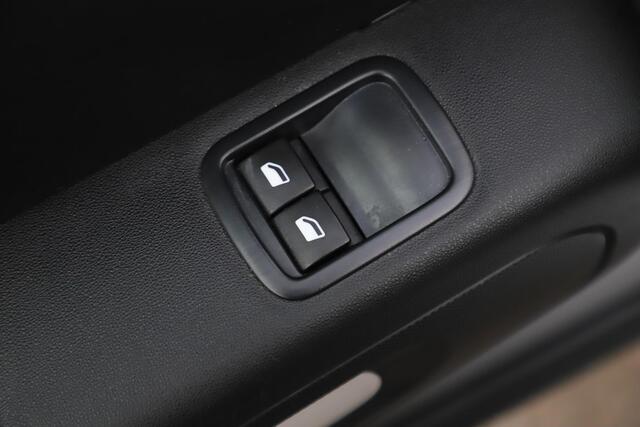 Citroen C3 1.2 PureTech Feel Navigatie Carplay Android Climate Cruise Control Rijstrooksensor Parkeersensor