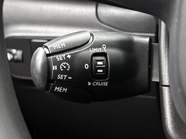 Citroen C3 83 pk Shine | Rijklaar | Stoelverwarming | Parkeerhulp | Apple Carplay |