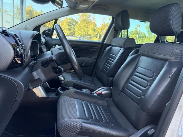 Citroen C3 Aircross 1.2 PureTech S&S Shine ?D-riem vv in 2025?Dealer Onderhouden?Camera?Trekhaak?Keyless?2e Eigenaar?Draadloze telefoonlader?Head-up Display?Carplay?Navi?Clima?Cruise?Pdc V+A?Rijstrooksensor?Dodehoeksensor?110pk?17'' Lm velgen?N.A.P?Apk tot 01-2027