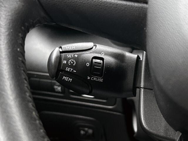 Citroen C3 Aircross 110 pk Shine | Rijklaar | Panoramadak | Keyless Entry | Camera |