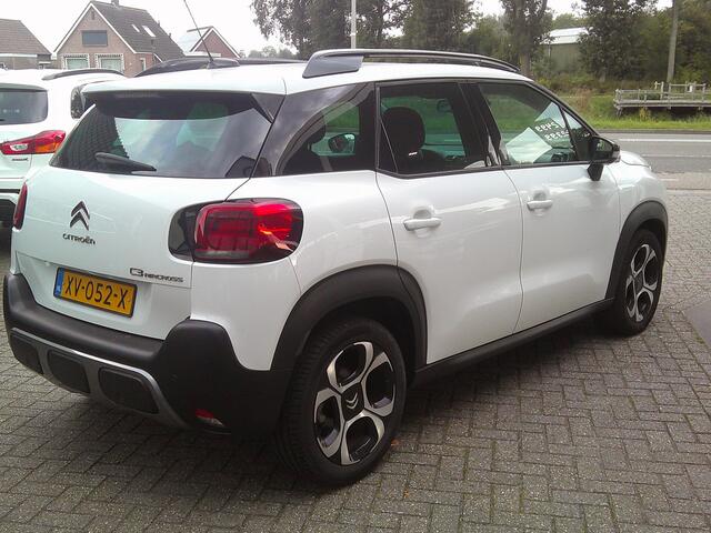 Citroen C3 Aircross 1.2 PureTech S&S Shine Staat in De Krim