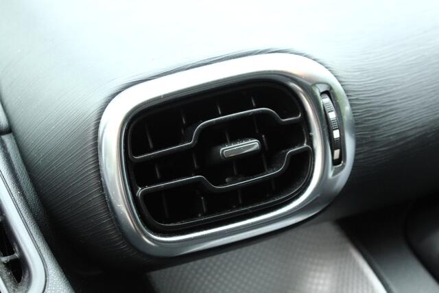 Citroen C3 PICASSO 1.2 PureTech Tendance cruise airco parkeersensoren achter navigatie enz.